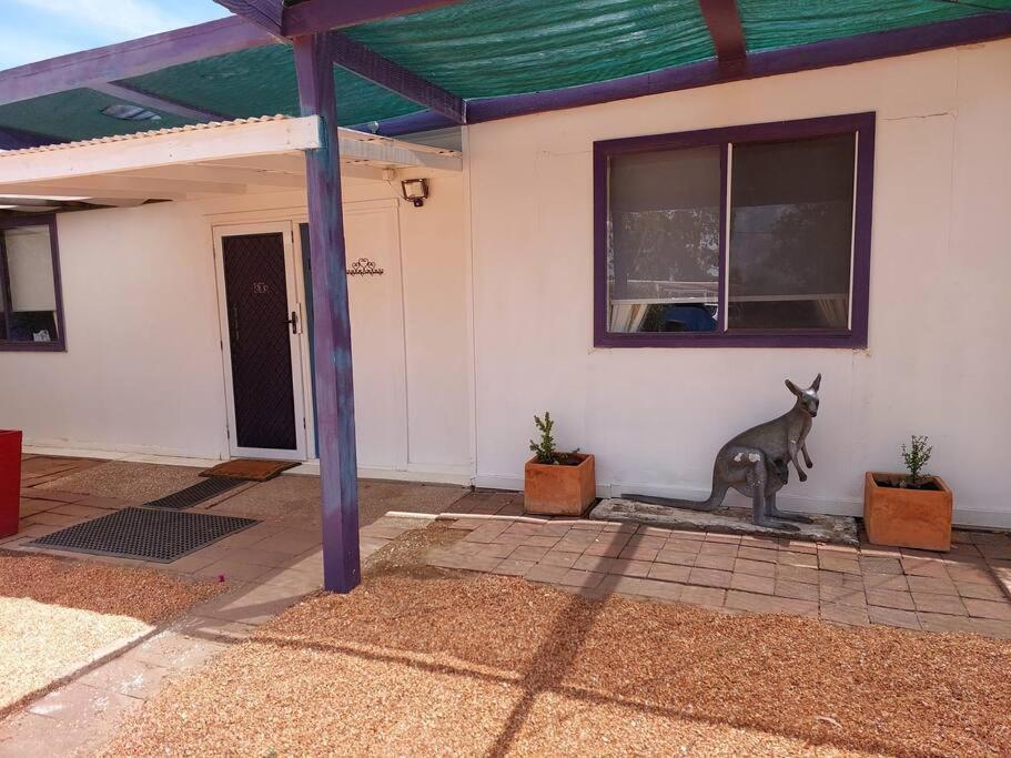 Lavender Cottage - At Home In Lightning Ridge Esterno foto